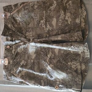 Camouflage Floral Print Shorts